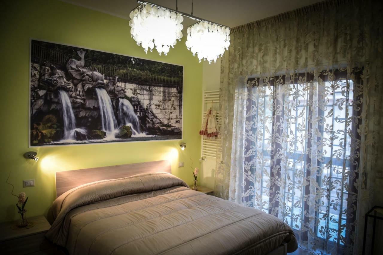 Le Fontane Del Re Bed & Breakfast กาแซร์ตา ภายนอก รูปภาพ
